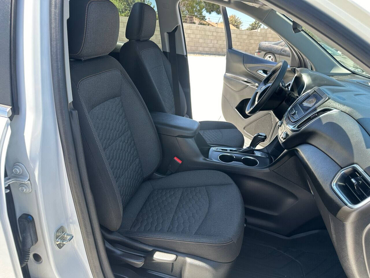 2021 Chevrolet Equinox for sale at Magic Auto Sales in Hesperia, CA