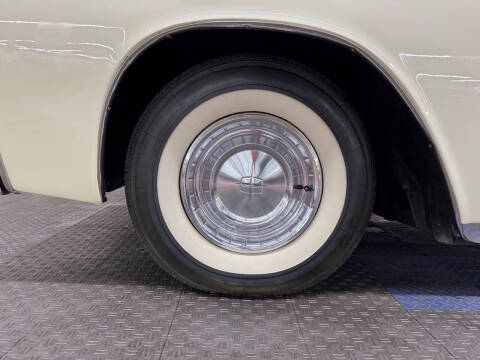 1961 Lincoln Continental