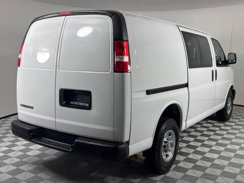 2020 Chevrolet Express 2500