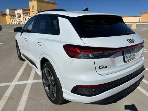 2024 Audi Q4 e-tron quattro Premium Plus 55