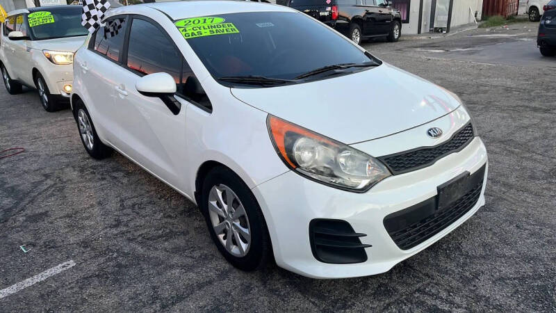 2017 Kia Rio 5-Door LX