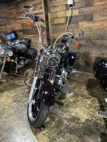 2014 Harley-Davidson FLD-103 Dyna Switchback