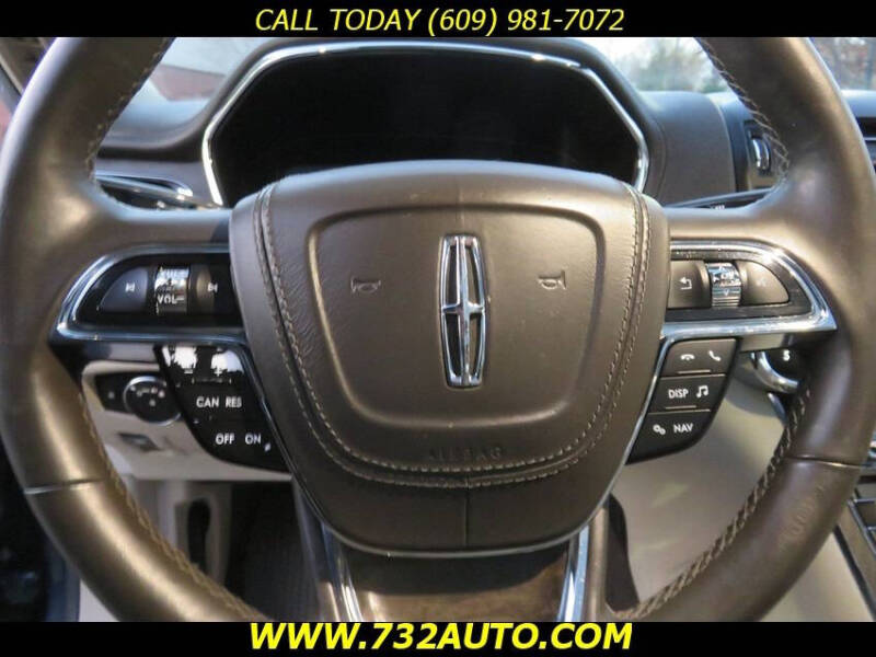 2018 Lincoln Continental Select