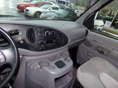 2001 Ford E-Series E-350 SD XL