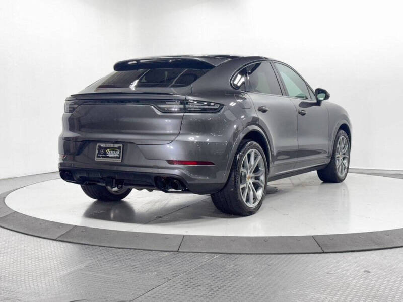 2023 Porsche Cayenne