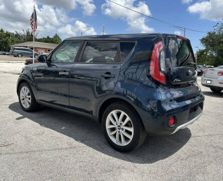 2018 Kia Soul +