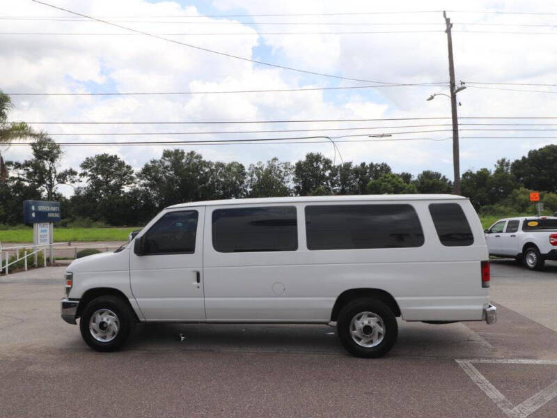 2012 Ford E-Series E-350 SD XLT