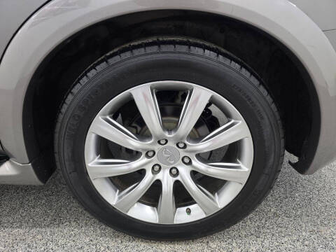 2014 Infiniti QX80