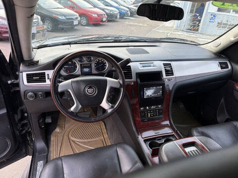 2011 Cadillac Escalade