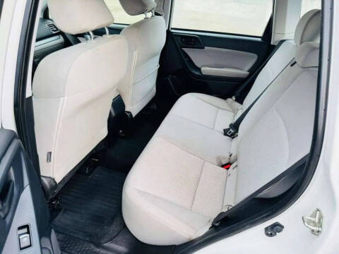 2017 Subaru Forester 2.5i