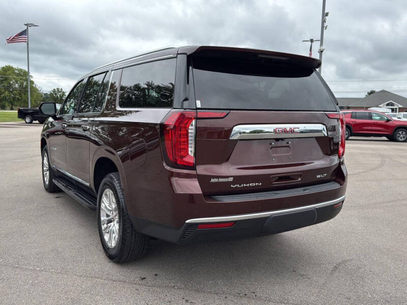 2023 GMC Yukon XL SLT