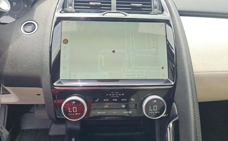 2022 Jaguar E-PACE P250 SE