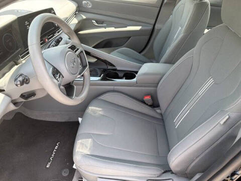 2022 Hyundai Elantra
