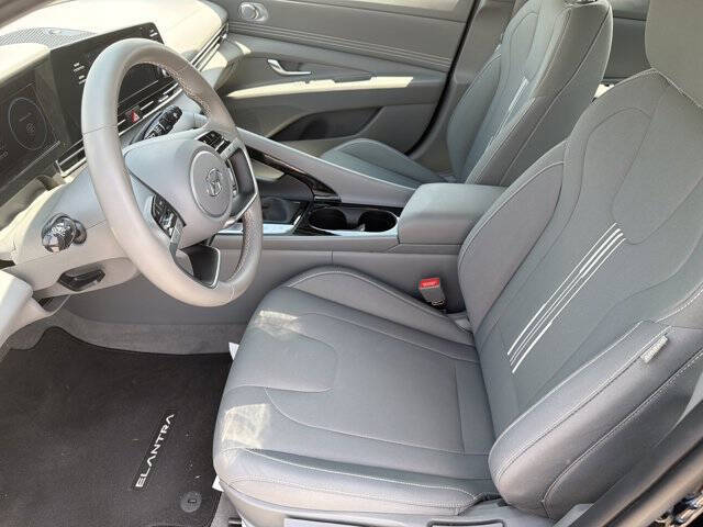 2022 Hyundai Elantra
