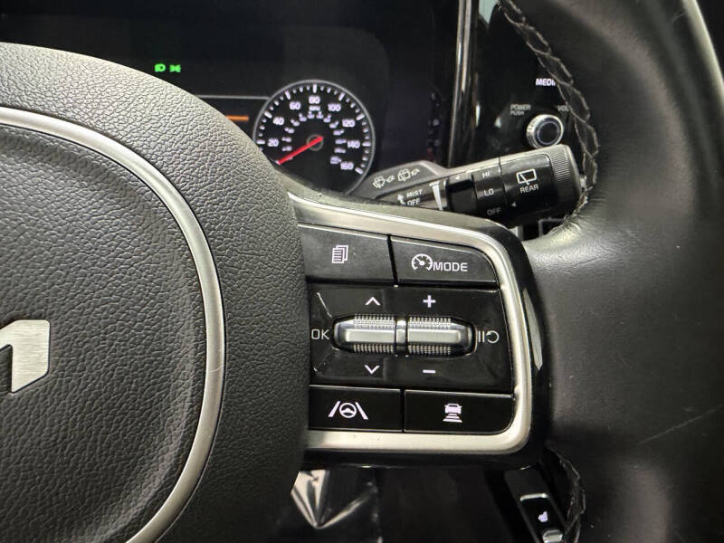 2022 Kia Sorento SX