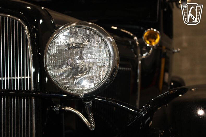 1931 Ford F-100