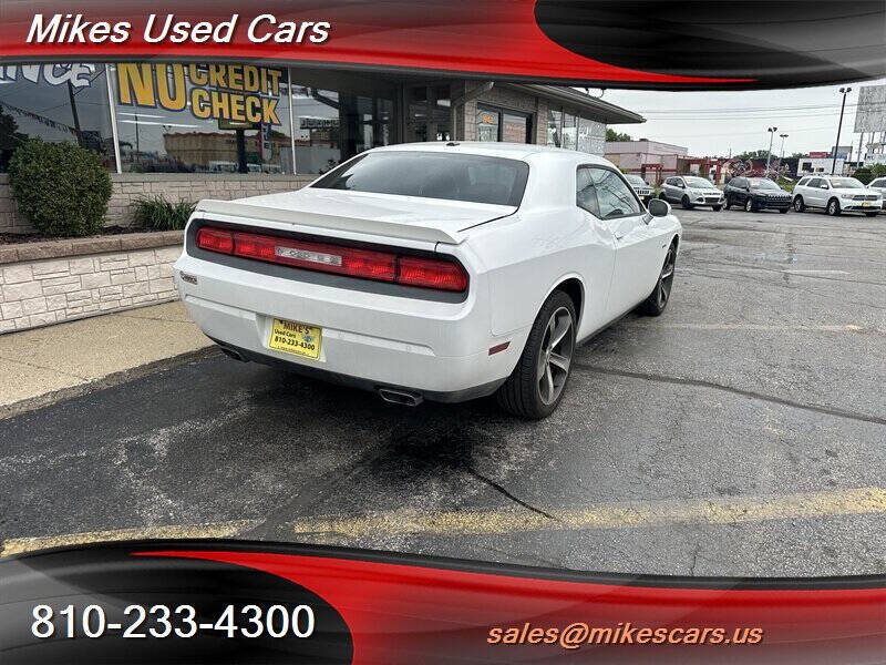 2014 Dodge Challenger SXT