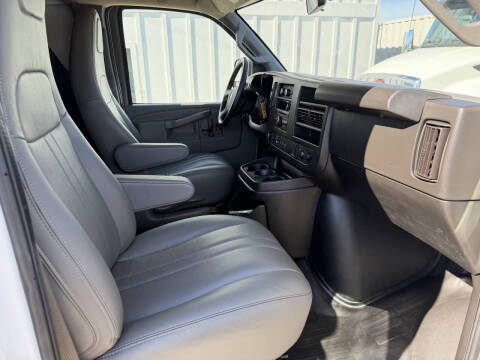 2020 Chevrolet Express 2500