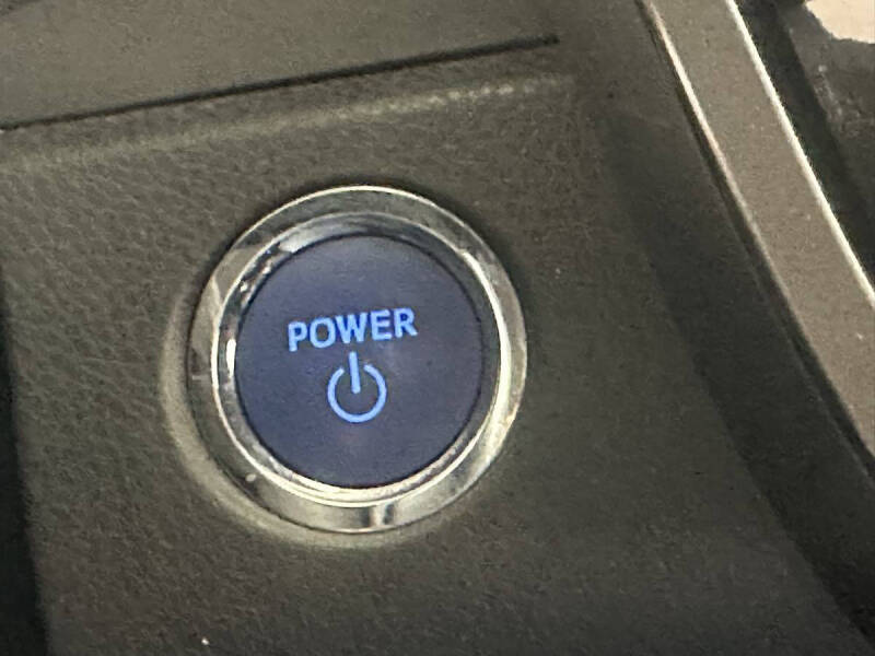 2022 Toyota Camry Hybrid