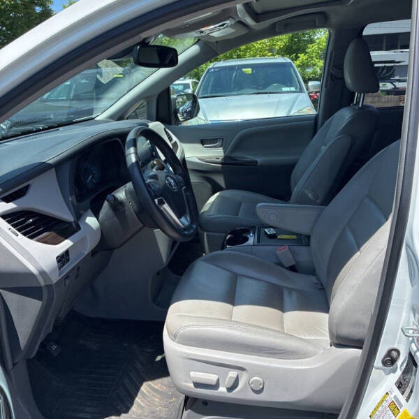 2019 Toyota Sienna