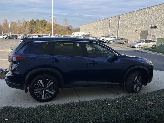 2025 Nissan Rogue SL