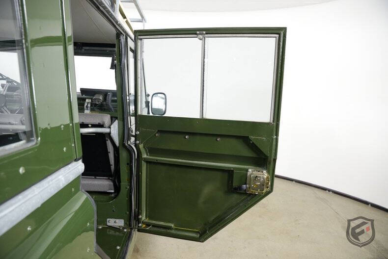 1961 Land Rover Series II 109