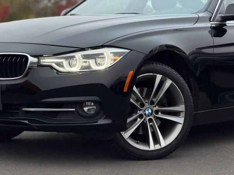 2018 BMW 3 Series 330i xDrive