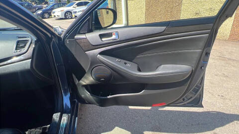 2015 Kia Cadenza Premium