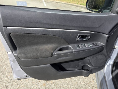 2012 Mitsubishi Outlander Sport SE