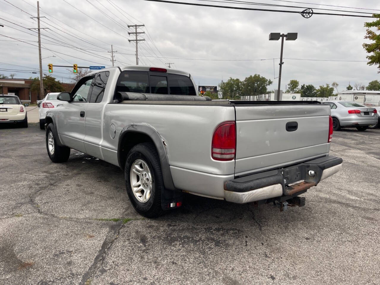 2002 Dodge Dakota for sale at AVS AUTO GROUP LLC in CLEVELAND, OH