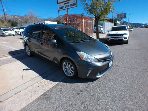 2013 Toyota Prius v for sale at ARAX AUTO SALES in Tujunga CA