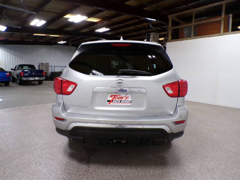 2019 Nissan Pathfinder Platinum