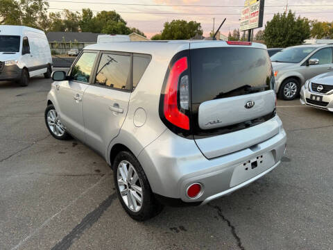 2018 Kia Soul +