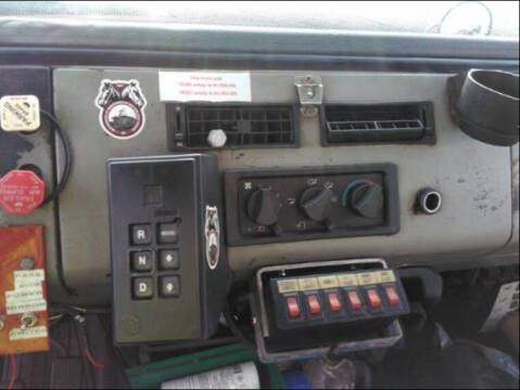 2002 Freightliner FL112