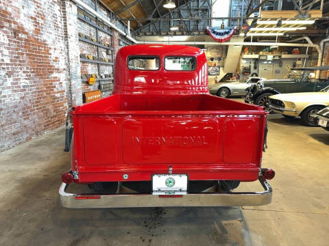 1955 International R-100