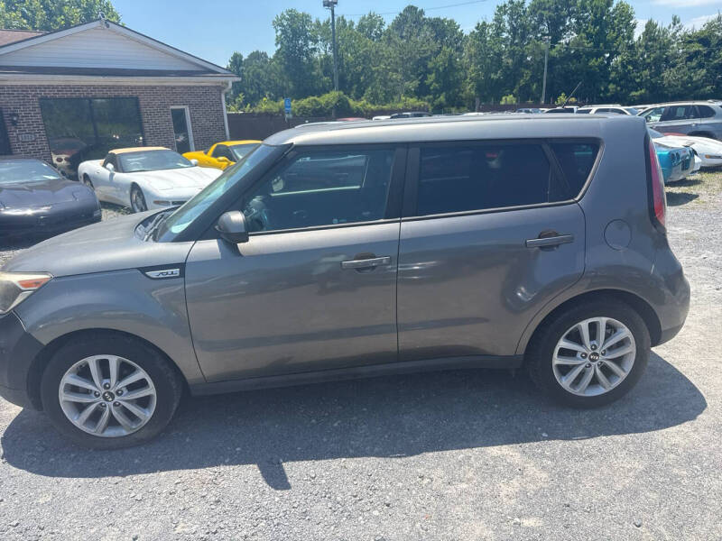 2018 Kia Soul +