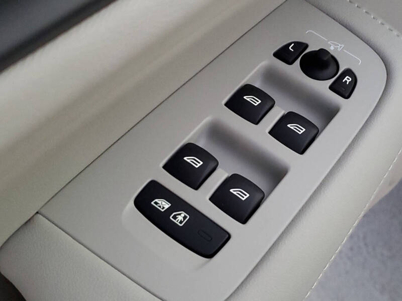 2026 Volvo V60 Cross Country B5 Ultra