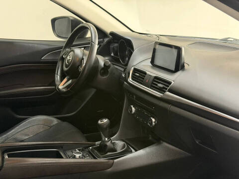 2017 Mazda MAZDA3 Grand Touring