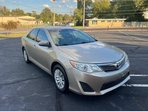 2014 Toyota Camry for sale at Premium Motors in Saint Louis MO