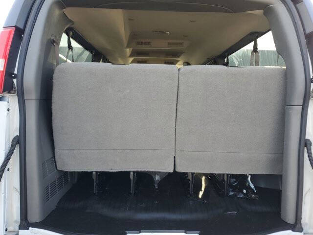 2023 Chevrolet Express LS 3500