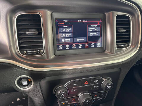 2020 Dodge Charger SXT