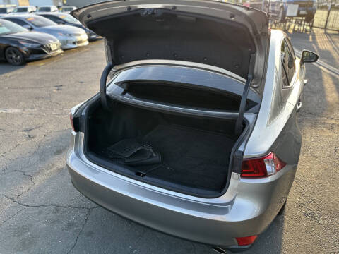 2015 Lexus IS 250