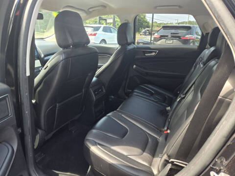 2021 Ford Edge Titanium