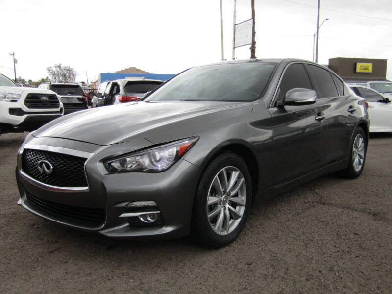 2015 Infiniti Q50