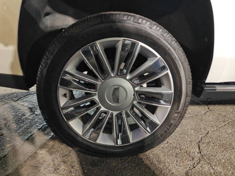 2019 Cadillac Escalade Platinum