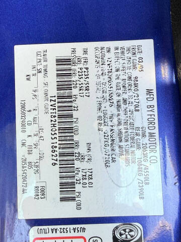 2005 Ford Mustang GT Premium