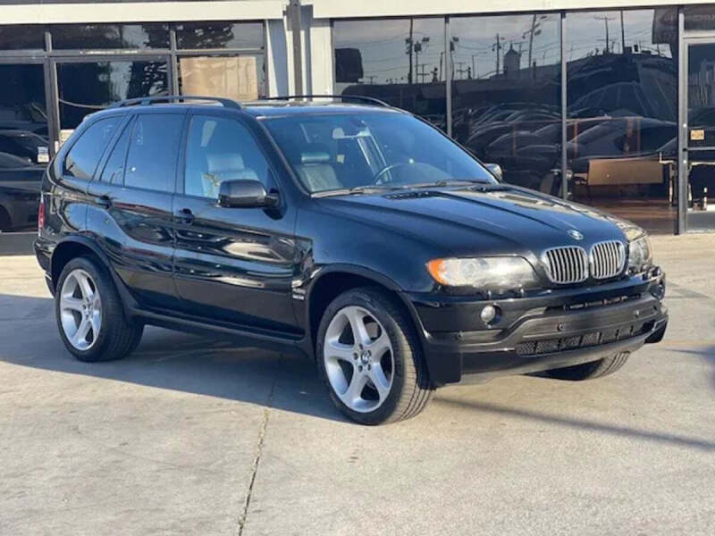 2003 BMW X5 4.6is