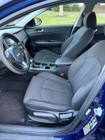2017 Kia Optima LX Turbo