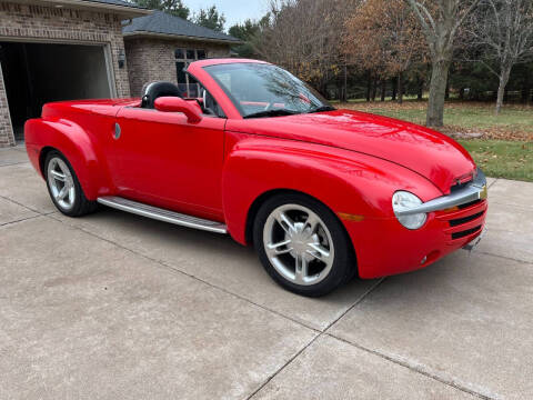 2003 Chevrolet SSR for sale at Cody's Classic & Collectibles, LLC in Stanley WI