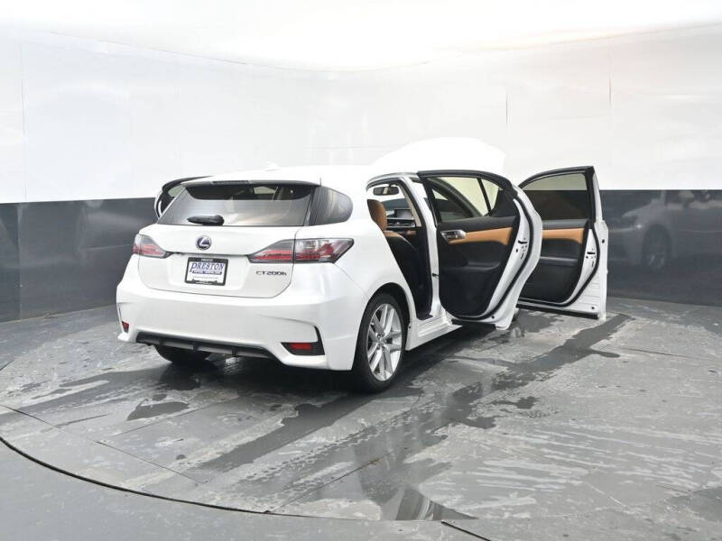 2017 Lexus CT 200h